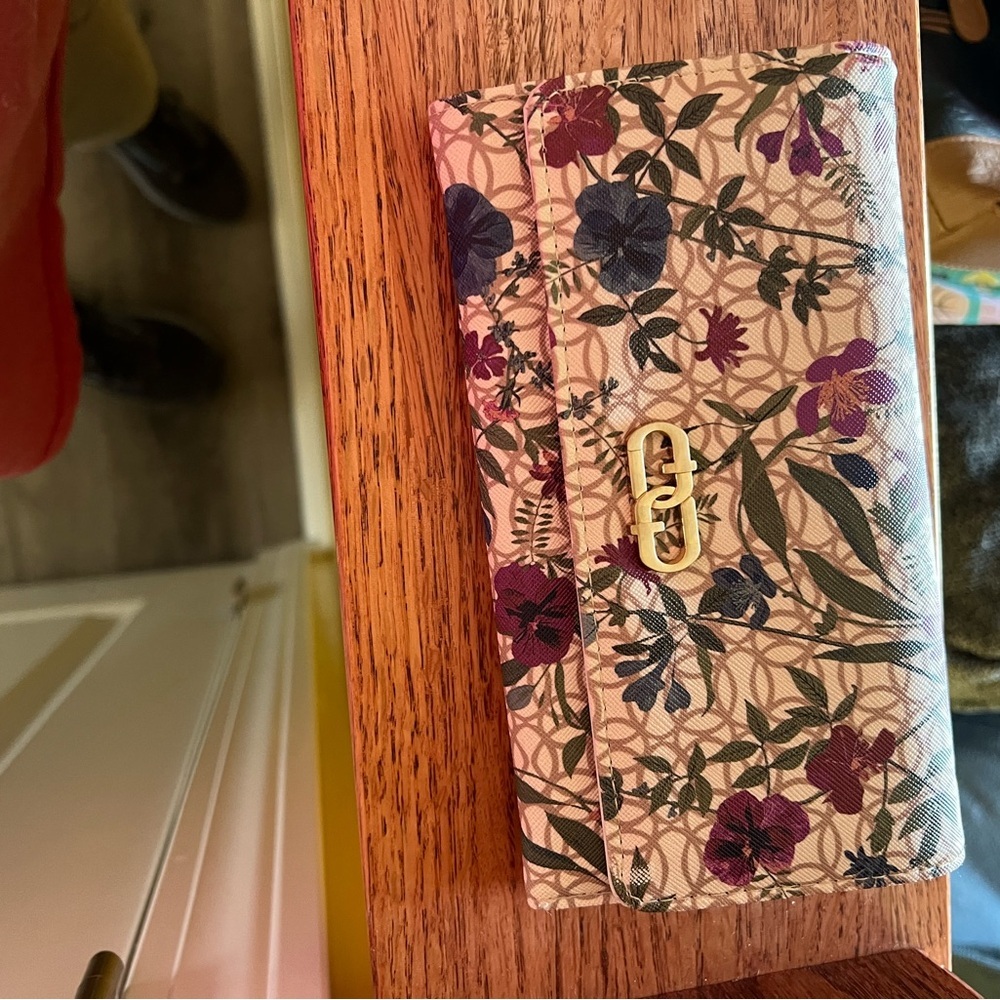 Floral Patterned Wallet with Gold Clasp